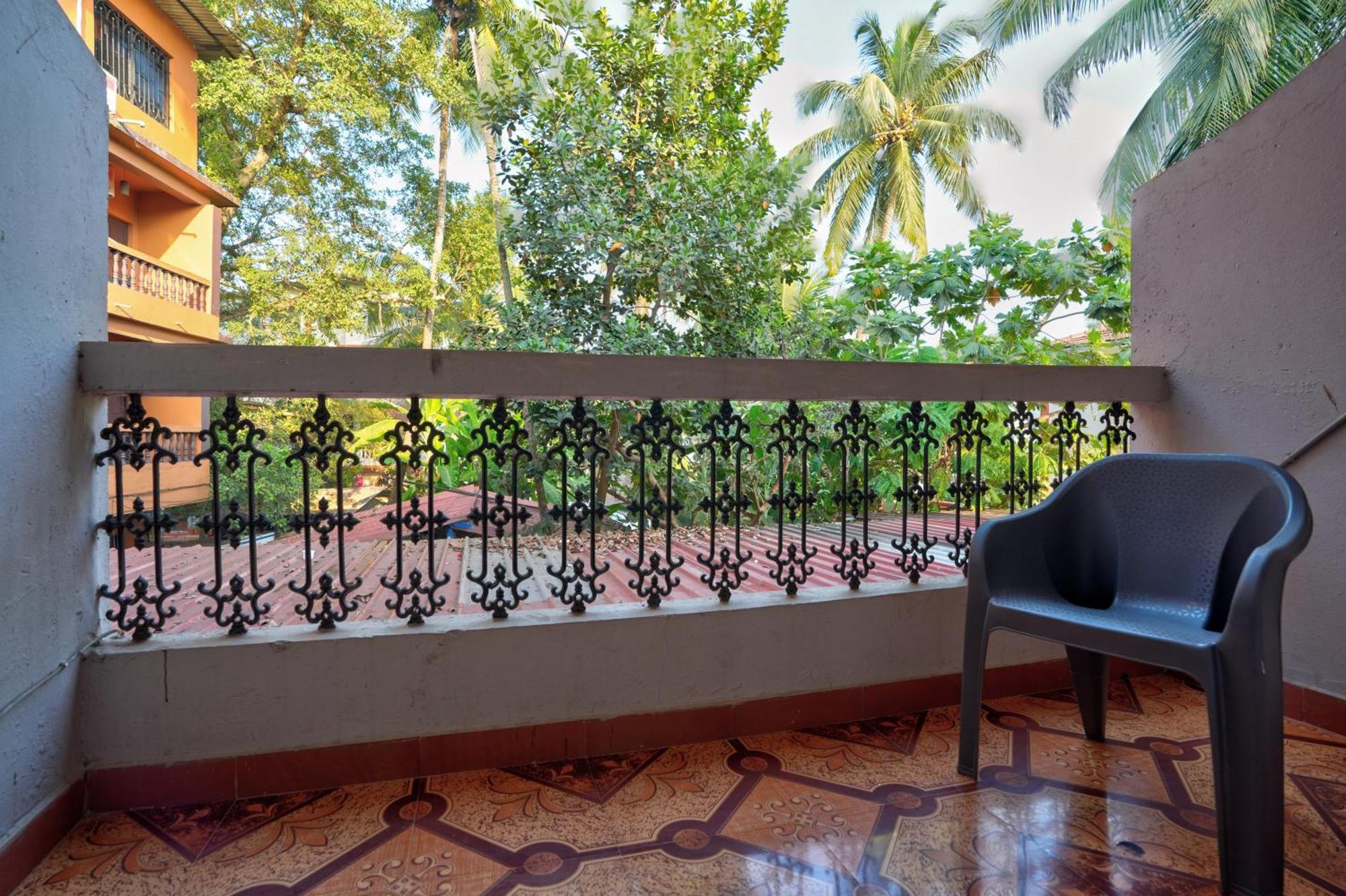 Om Sai Guest House Калангут Экстерьер фото